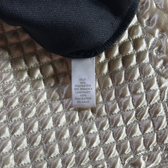 Tinley Road Black Sleeveless Top - Picture 6 of 6